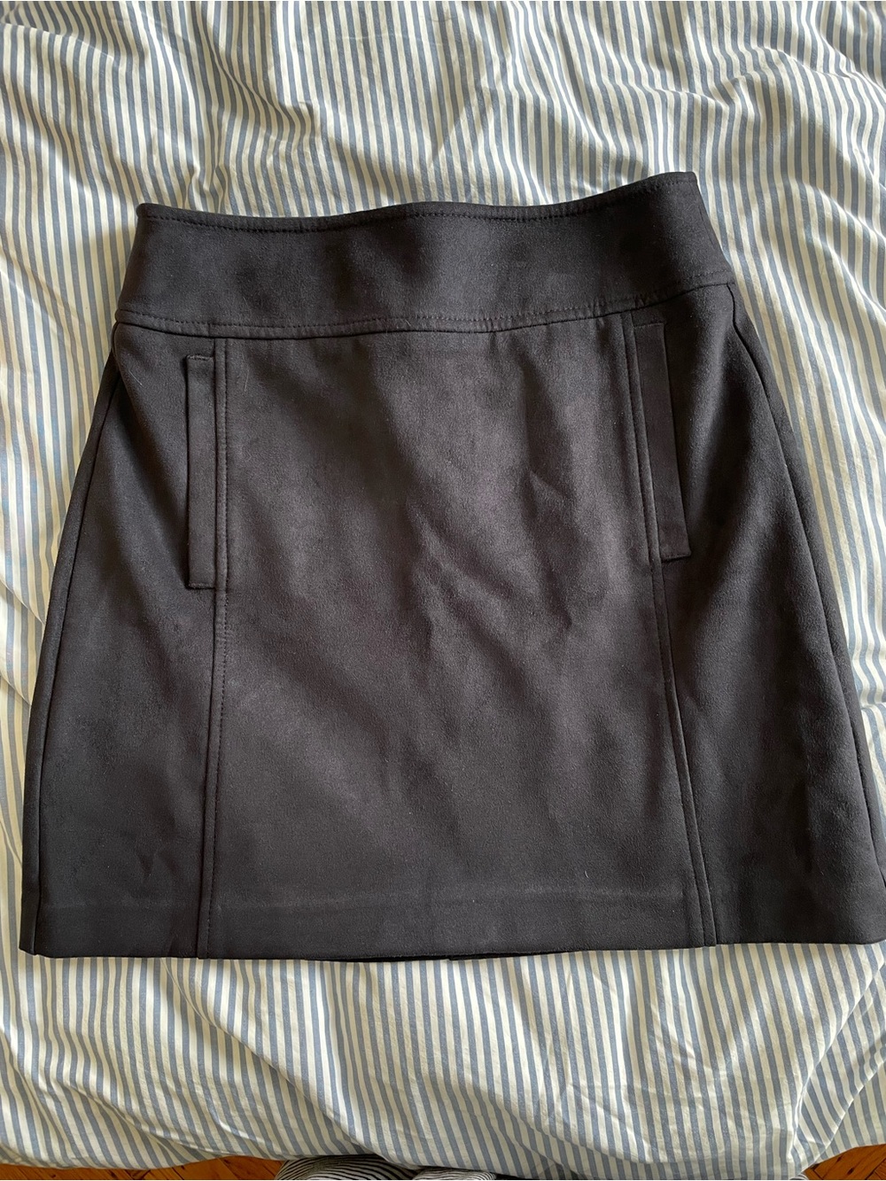 Loft Suede Black Pocket Zipper Mini Skirt 2 Petite